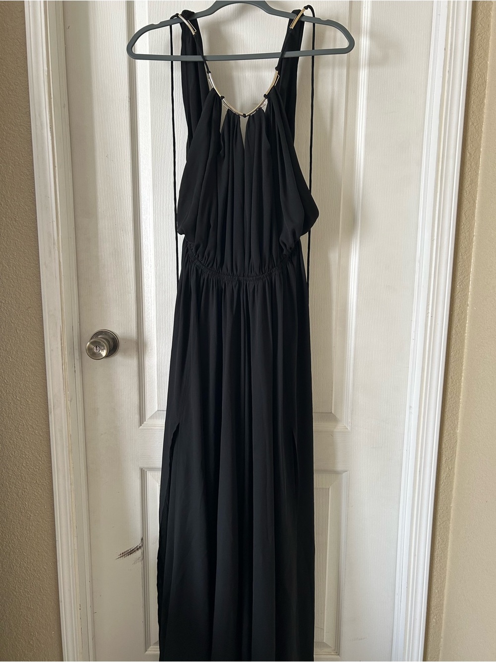 CQ by CQ Women's Black Maxi Dress M V-Neck Sleeveless Strappy Chiffon Polyester